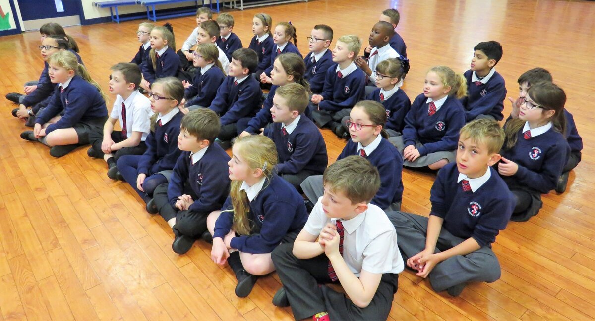 Image of Y4 - Going For A Song