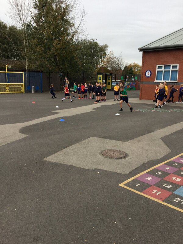 Image of Year 5 PE lesson